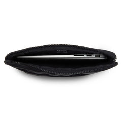 15" Laptop Keeper